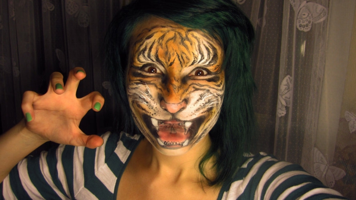 Leopard face-meikki-hyvin-kauhea esiintuloa