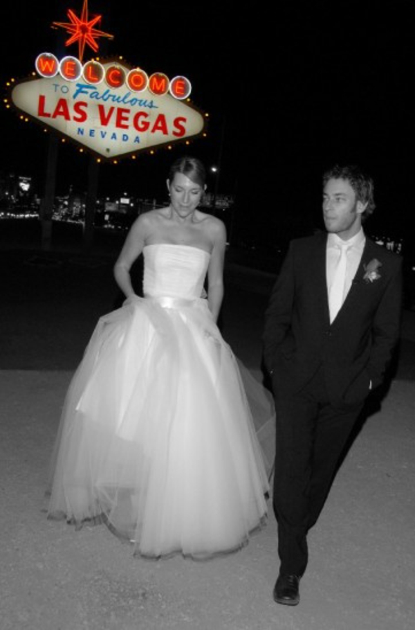 ljudi-oženiti-je-u-las-Vegas-samom-kul-foto