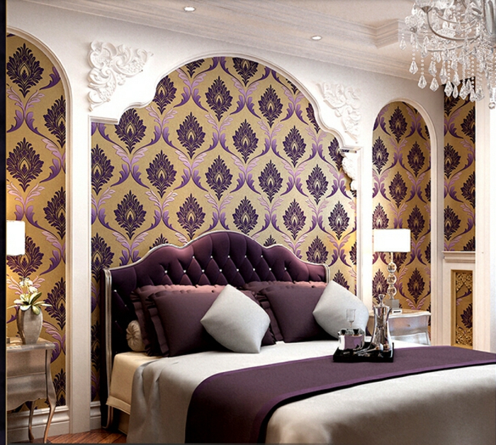 лилаво-тапети-интересна стая дизайн