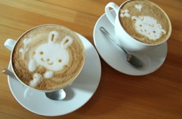 смешно-украсена чаша за кафе с животни