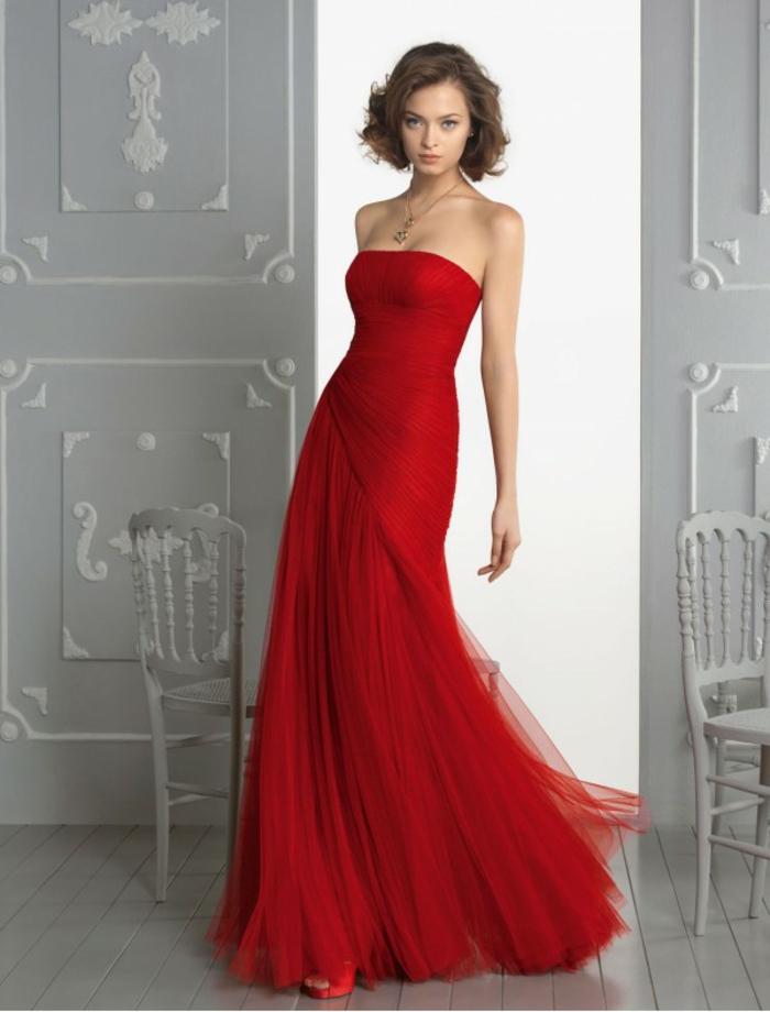 豪华晚礼服，红色模型