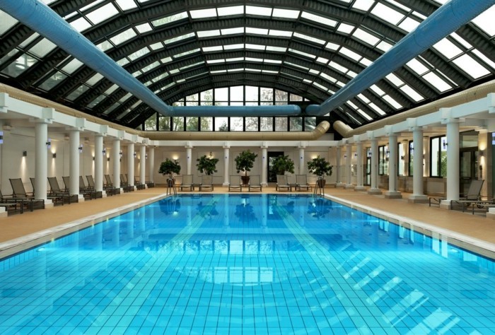 луксозен басейн-годишният красивите-луксозни апартаменти-с-басейн