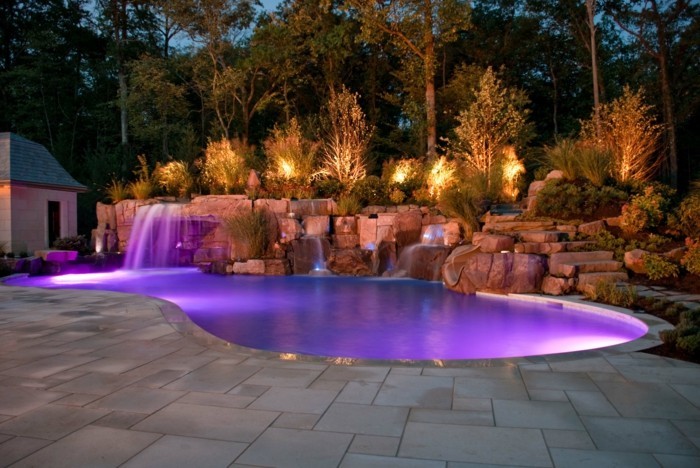 луксозен басейн-добро съотношение качество-идея-на-а-басейн-за-градина