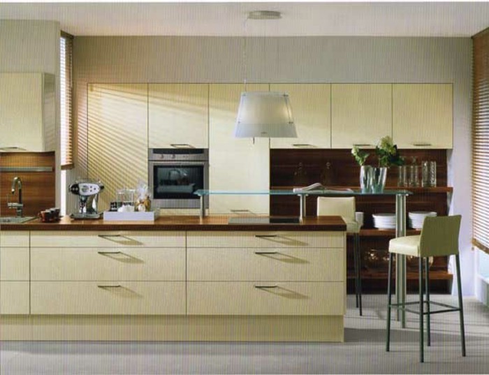 Egyedi gyönyörű konyha - magnólia szín - modern bútorok