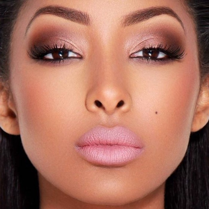 šminka tutoriali full-usne-sjenilo-in-ružičasto-smeđe-atraktivnoj-izgled