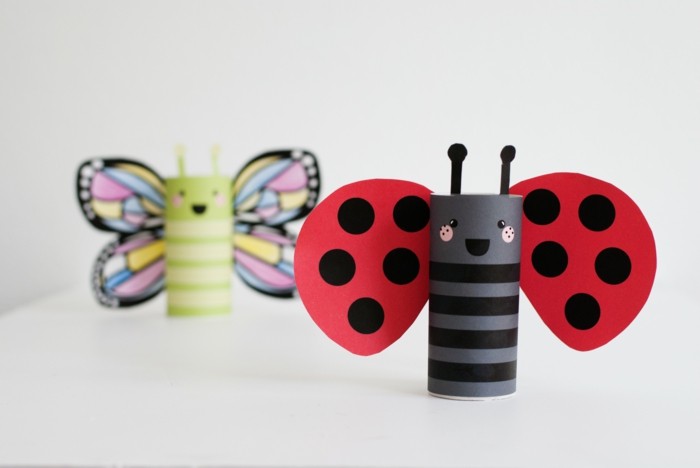 Ladybugs-изготвя-калайджия изработени преобръщане тоалетна хартия