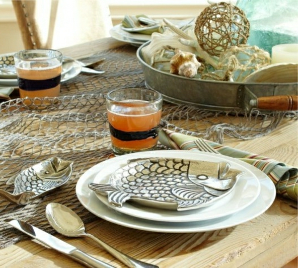морска декорация на трапезария - идеи за самозалепващи се рибки - шарански чинии - съвременни креативни пластини