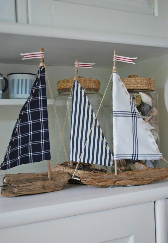A vitorláshajók driftwood-ot és a konyhai dekoráció deco tengeri hajót tartalmaznak