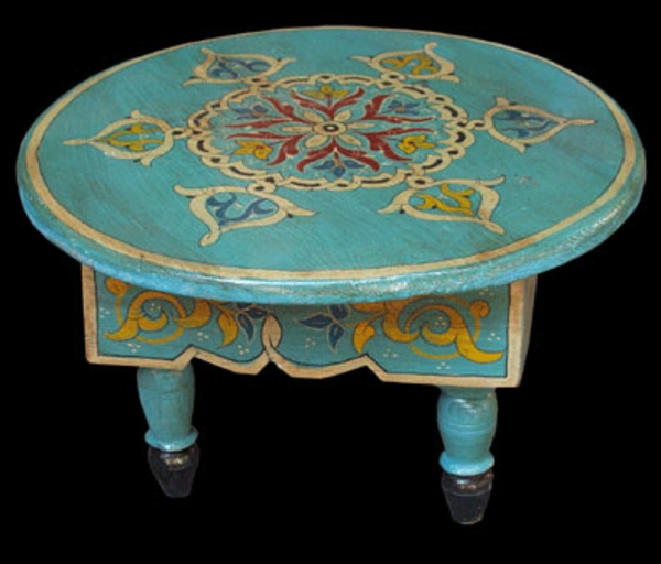 Μαροκινή-έπιπλα-μπλε-τραπέζι