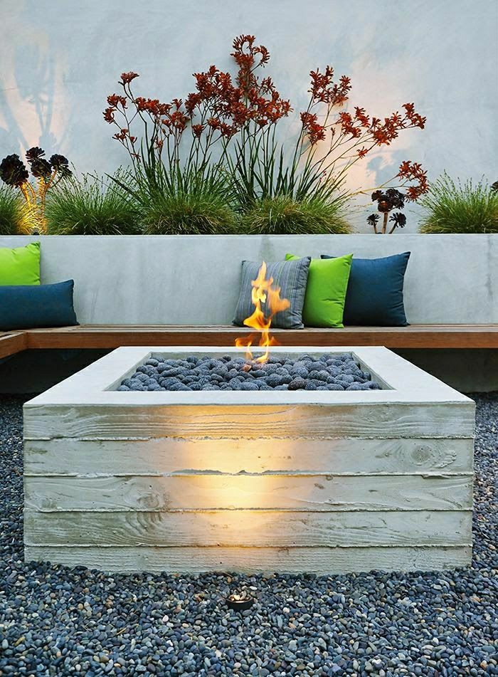 Mediteranski vrt dizajn Dekorativni kamen požara u boji jastuk