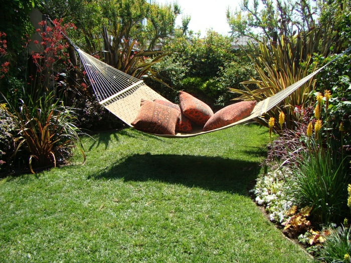 Mediteranski vrt dizajn viseća šareni jastuk za travu Grmlje