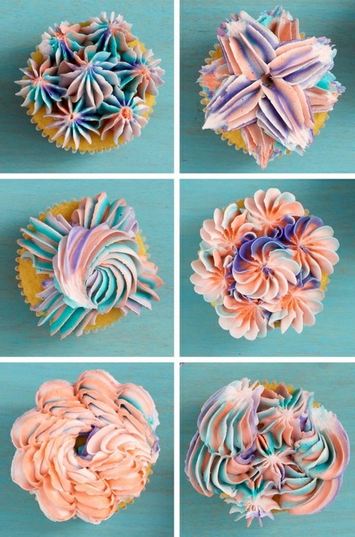 A különböző színű krémmel díszített muffinok