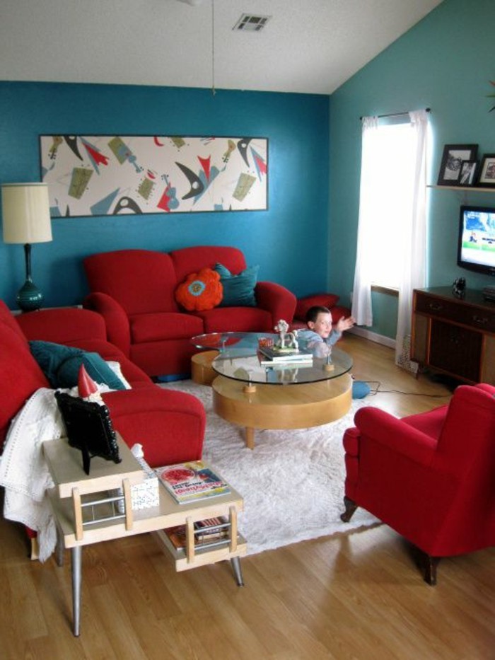 moderno namješten stan-crvena namještaj sofe