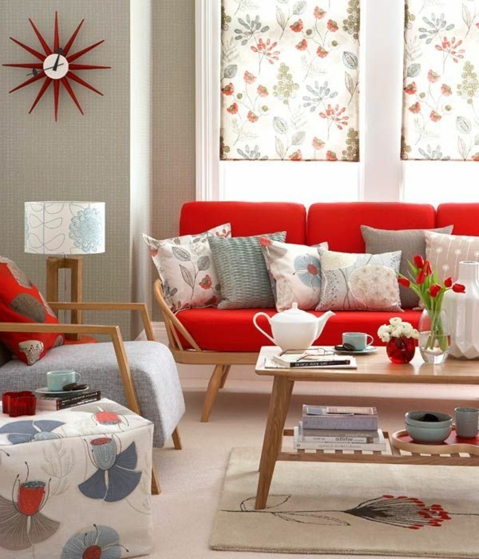 patrón de equipos modernos con motivos florales de madera mesa de café Tulipán-interesante pared rojo sofá-reloj rojo