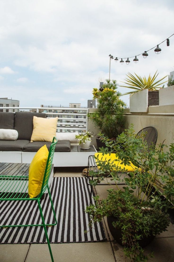 terraza de diseño moderno-with-a-alfombra