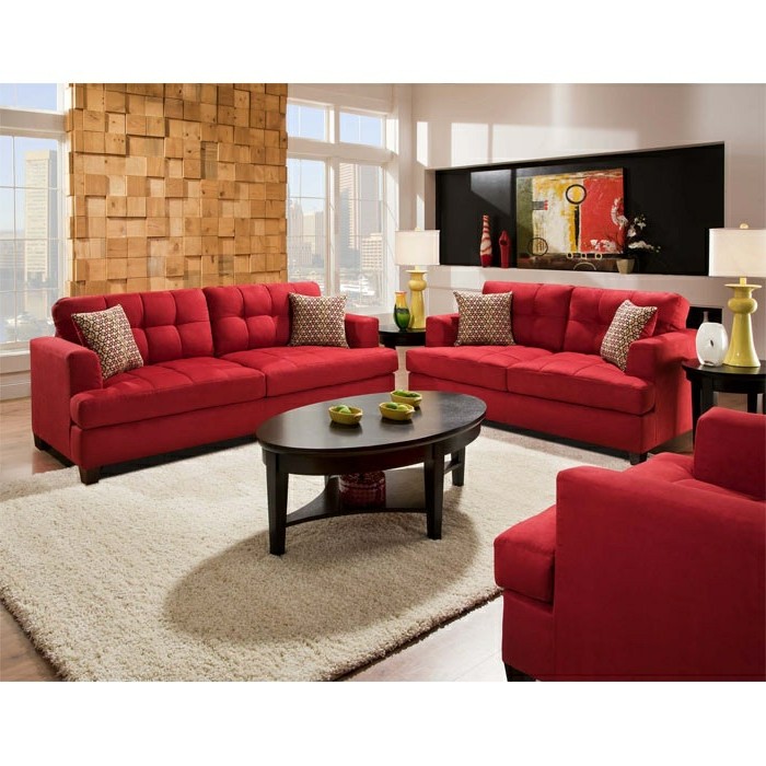 модерен апартамент-с-три-червени дивани