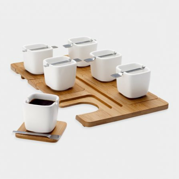 moderna espresso-cup-vrlo elegantna-izgled-bijela pozadina