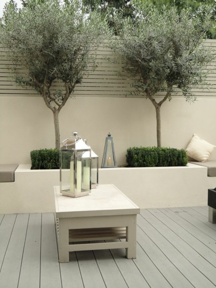 modern Gartengestaltung-ültető modern kerti asztal és deco-with-gyertyatartó