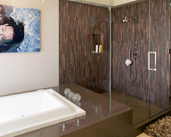 модерен душ с плочки - красива картина на стената