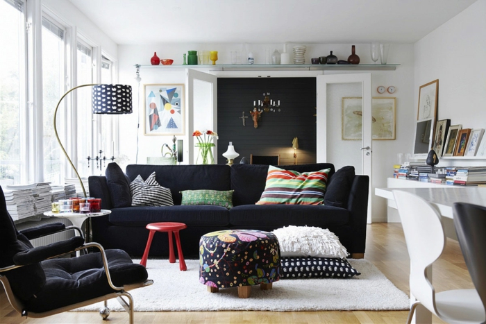 modernog interijera namještaj-crni model po kauču