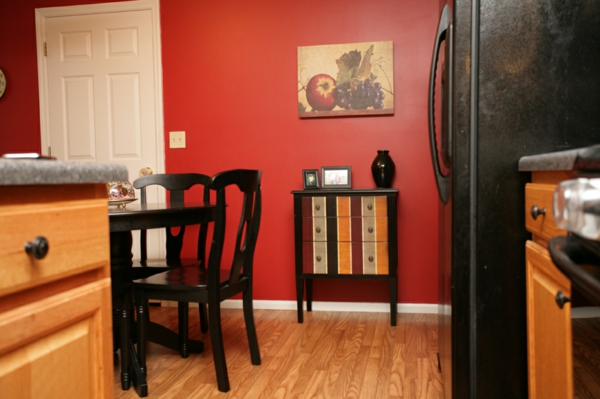 Modern-червено-кухня-стена цвят