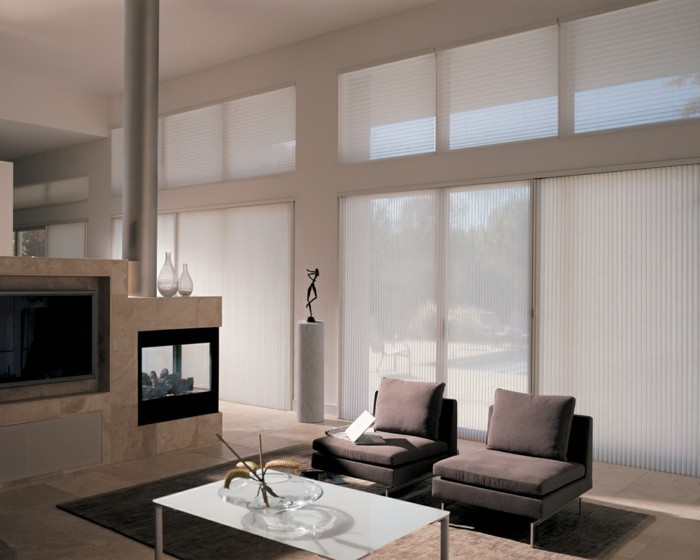moderne-salon-rideau-moderne design avec foyer