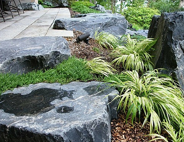 الصخور الحديثة حديقة في النمط الآسيوي