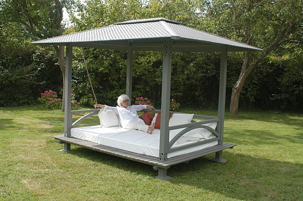 σύγχρονο κρεβάτι-design-υπαίθριο κρεβάτι οροφή