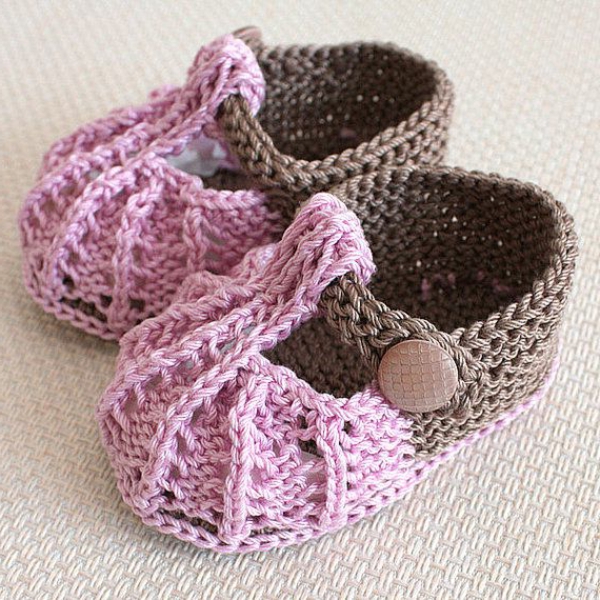 moderno-design-en-rosa-fantástico-bebé zapatos-con-super-hermosa-diseño-crochet-gran-prácticos-ideas