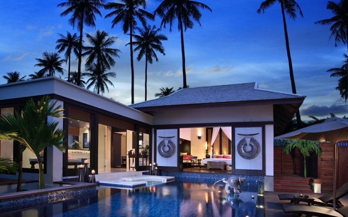 модерна къща-красивите палми-привлекателна-естествената природна среда