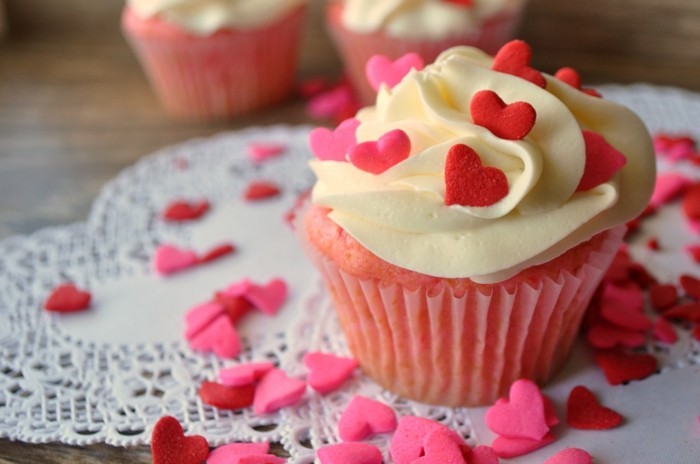 muffin-díszítse-valentine-herzchen-mindenütt