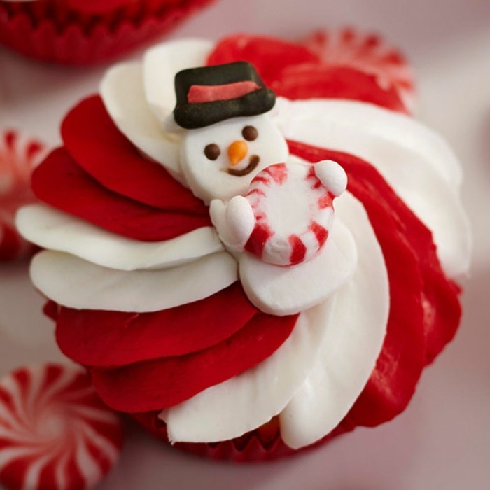 muffinsseja-koristelu-joulu-a-superlecherer-lumiukko-täyte ennalleen