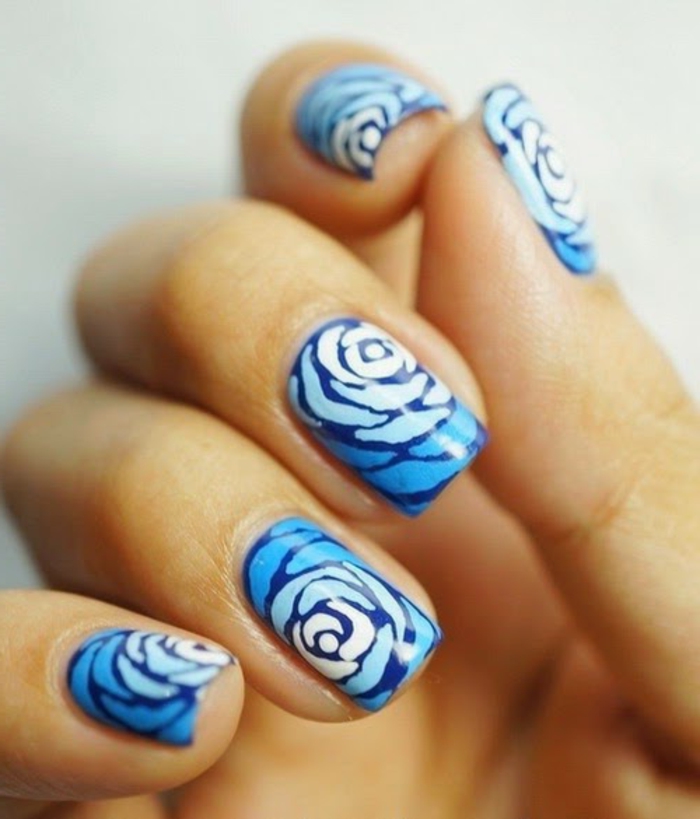 Marca de diseño-con-flores-azul super bonito color