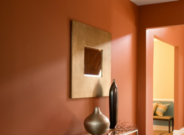 оранжев дизайн на коридора - комбинирай с окра