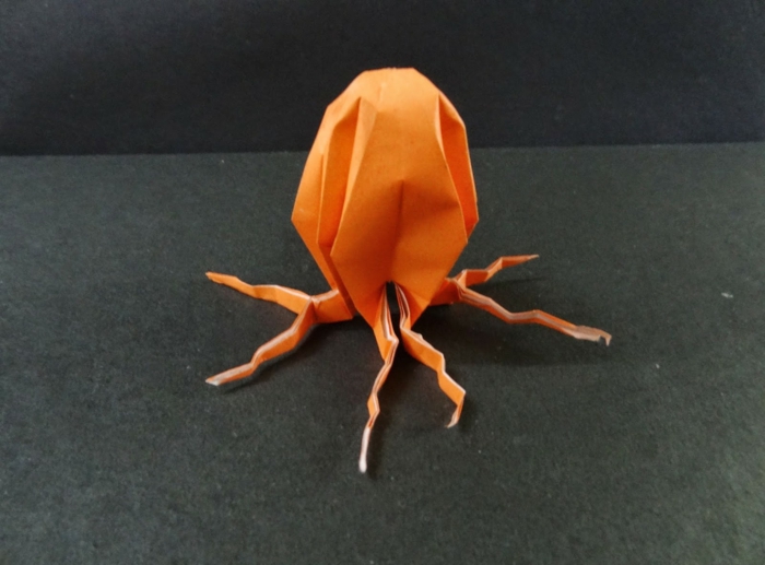 оригами животни-на-октопод-в-оранжев
