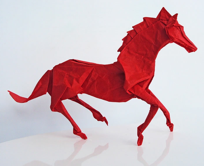 оригами животни-а-червен кон