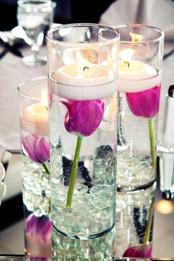 decoración de la mesa -originelle con los tulipanes rosados