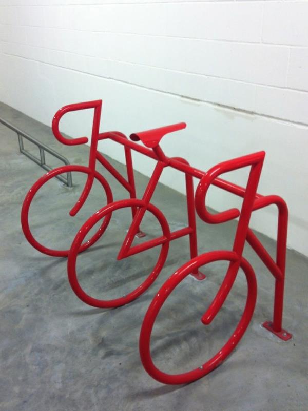 Izvorna bicikl stalak poput bicikla u Red