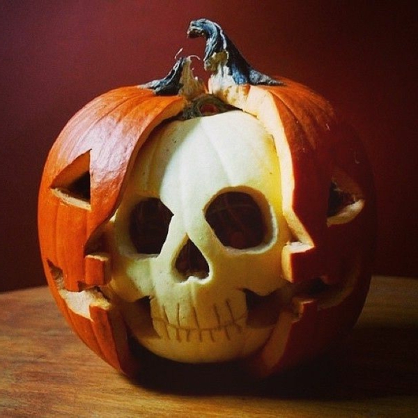 alkuperäinen Halloween kurpitsan veistämällä Skull