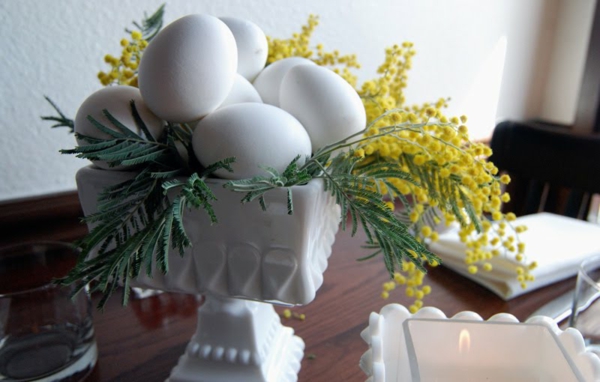 ετοιμαστείτε για τον Πάσχα-κάνετε-όμορφα-ιδέα-αυγά σε λευκό