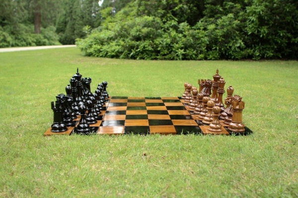الشطرنج في الهواء الطلق حصيرة طوف