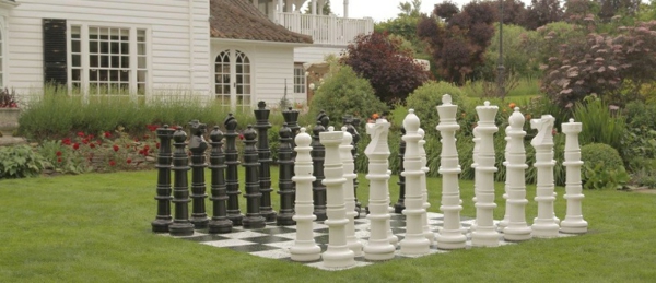 szabadtéri sakk-műanyag figura