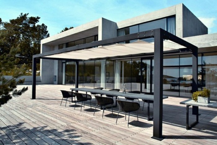 pergola-metal napernyő fa veranda-étkező-rattan étkező asztal-szék-átméretezett