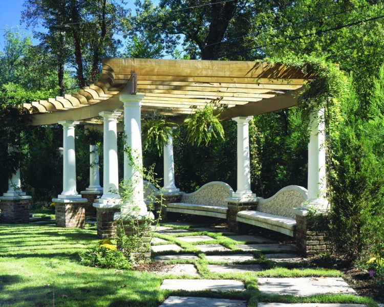 pergola-with-tető-kő-oszlop padok-zöldítették-chic-nemes-modern-elegáns-heavy