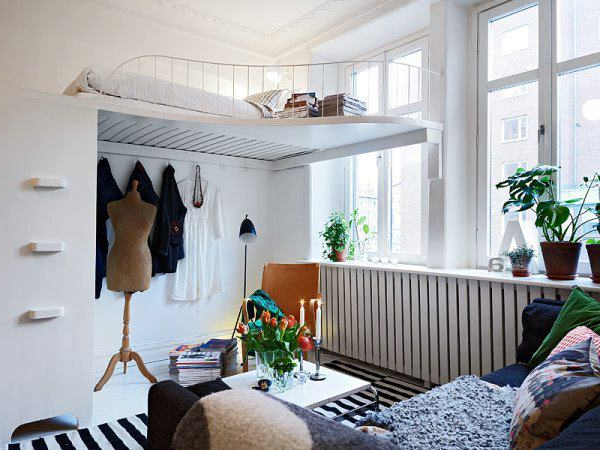 Biljka-u-spavaća soba-s-kreativnog okvira kreveta