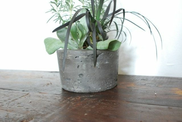 Posuda za cvijeće-of-beton-jednostavna-lijep model