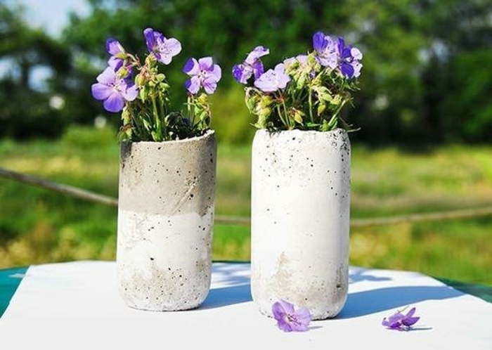 Posuda za cvijeće-of-beton-dvije zanimljive-modeli