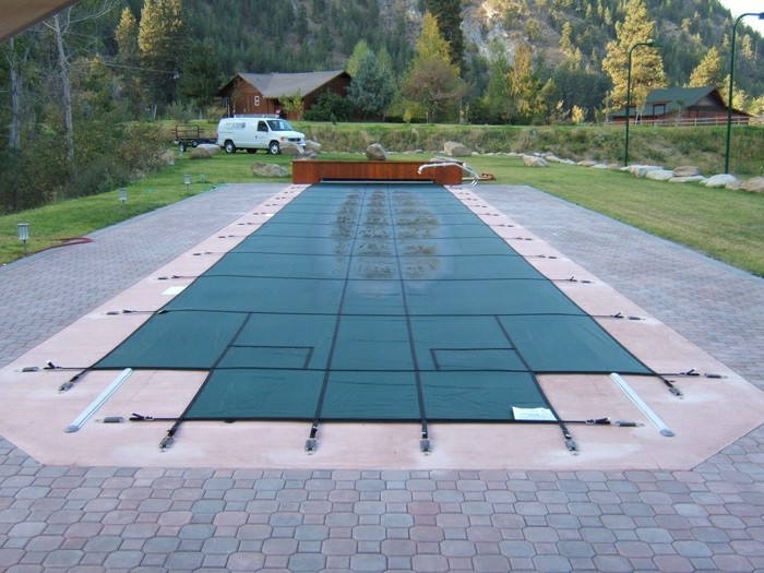 piscina cubierta-a-gran-idea-para-verde-pollabdeckung