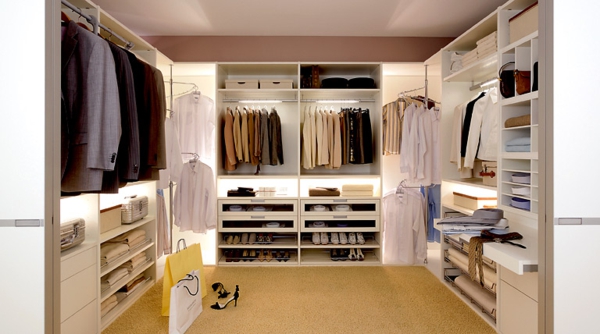 -moderno walk-in closet-práctico-y-moderno-walk-in-closet-