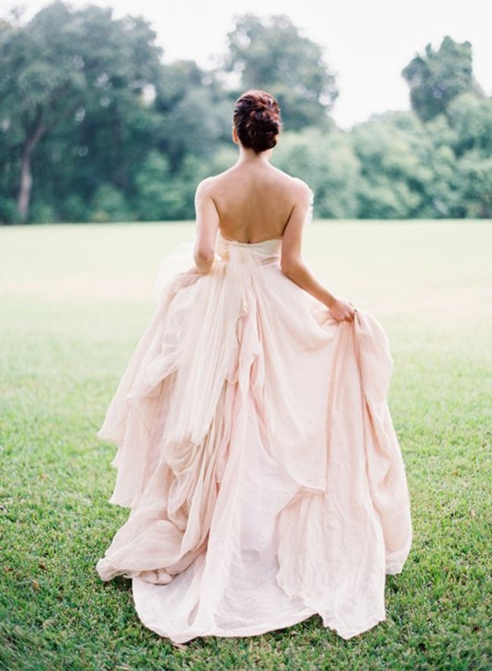 boda sin espalda vestido de color rosa color